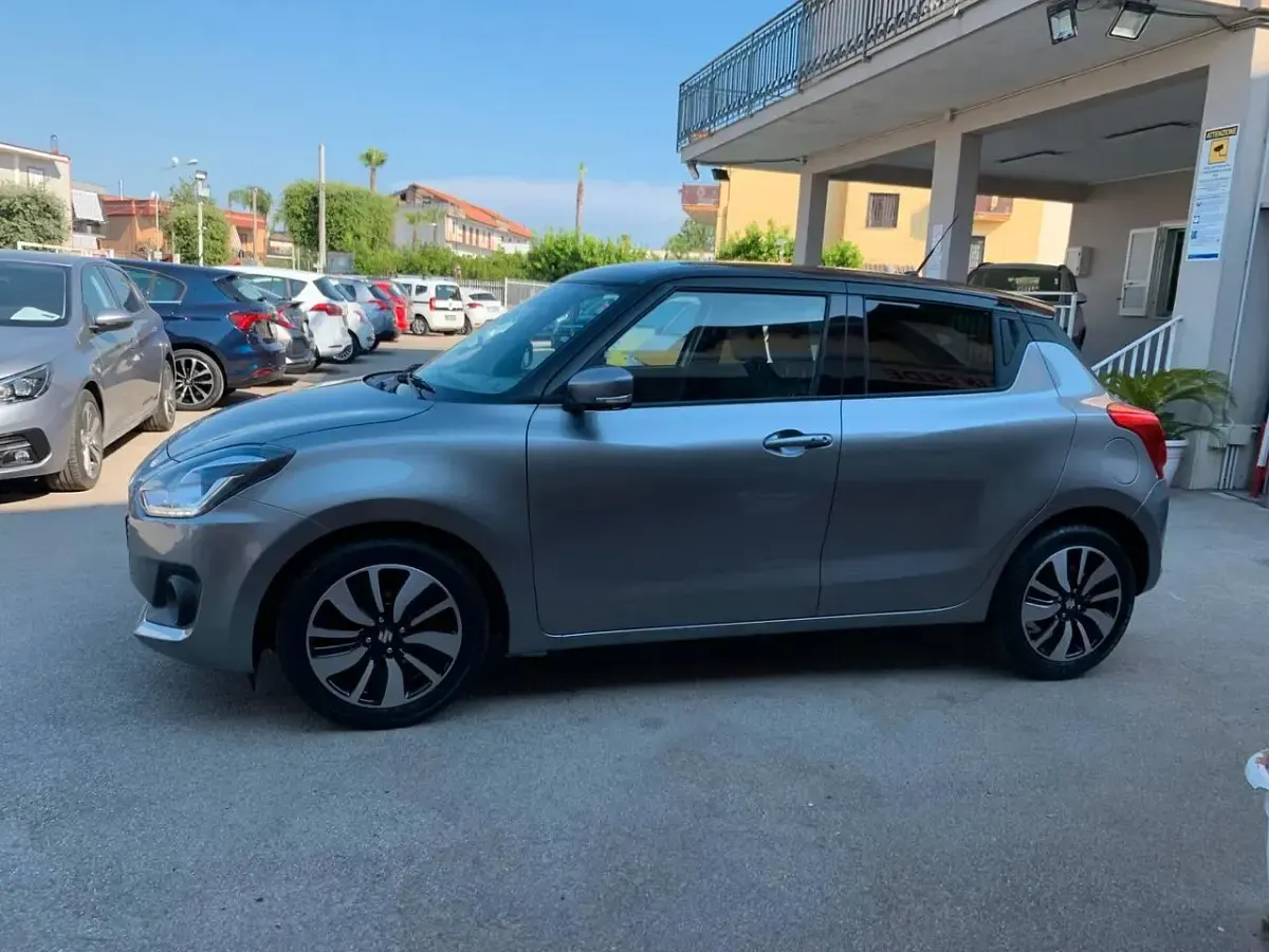 Usata Suzuki Swift 90 CV (66 kW) 2017 Grigio Utilitaria