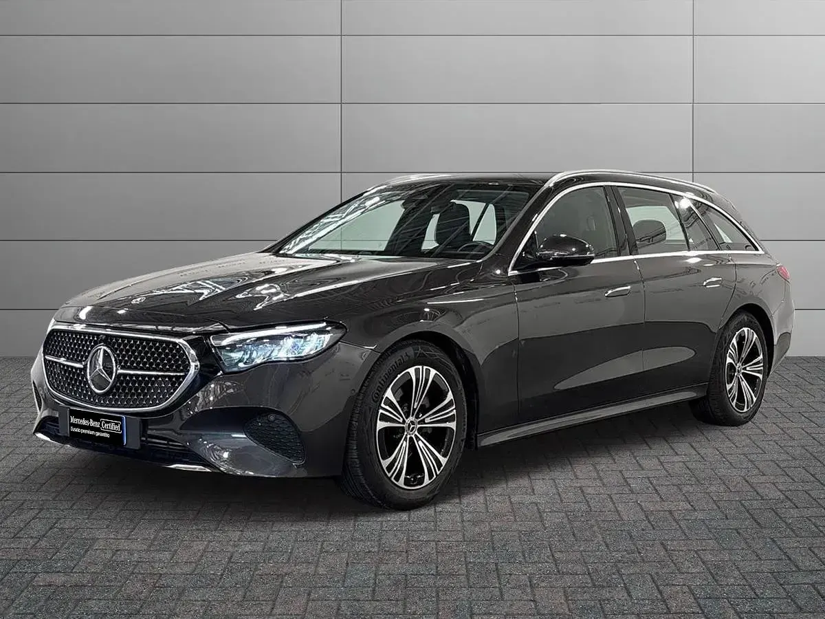Usata Mercedes 220 Advanced 197 CV (144 kW) 2024 Station wagon