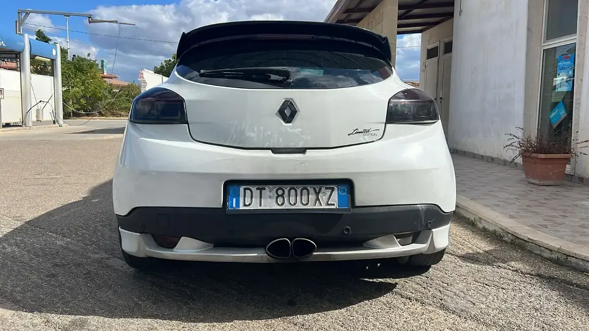 Usata Renault Mégane Coupé LIMITED 130 CV (95 kW) 2009 Bianco Coupé