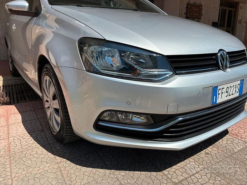 Usata VW Polo 75 CV (55 kW) 2017 Grigio Berlina