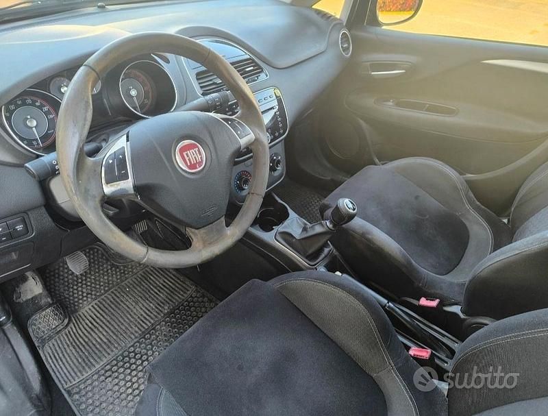 Usata Fiat Punto 77 CV (56 kW) 2014 Blu Utilitaria