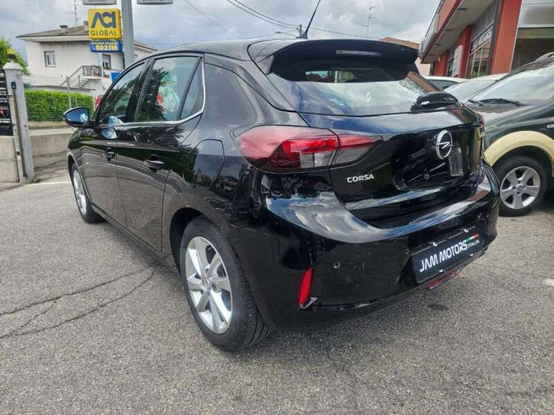 Usata Opel Corsa Elegance 101 CV (74 kW) 2021 Nero metallizzato Berlina