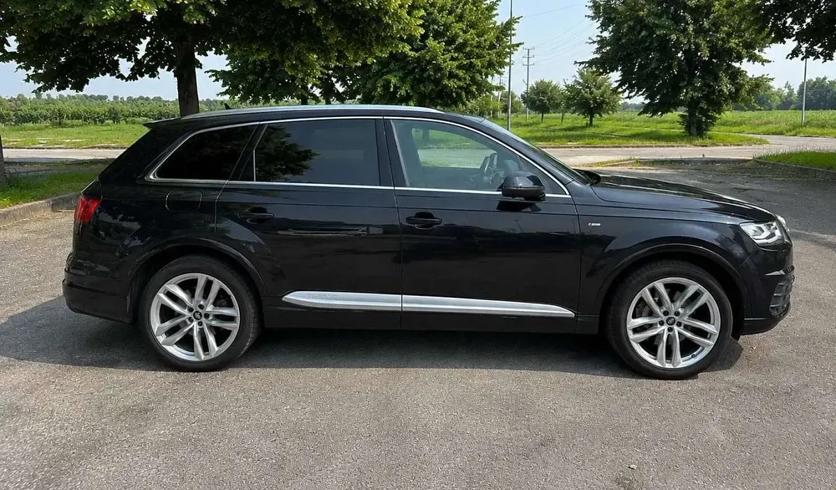 Usata Audi Q7 S-Line 272 CV (200 kW) 2016 Nero SUV