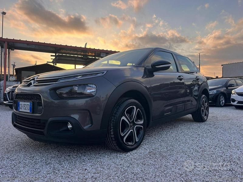 Usata Citroën C4 Cactus Feel 102 CV (75 kW) 2020 Grigio Utilitaria