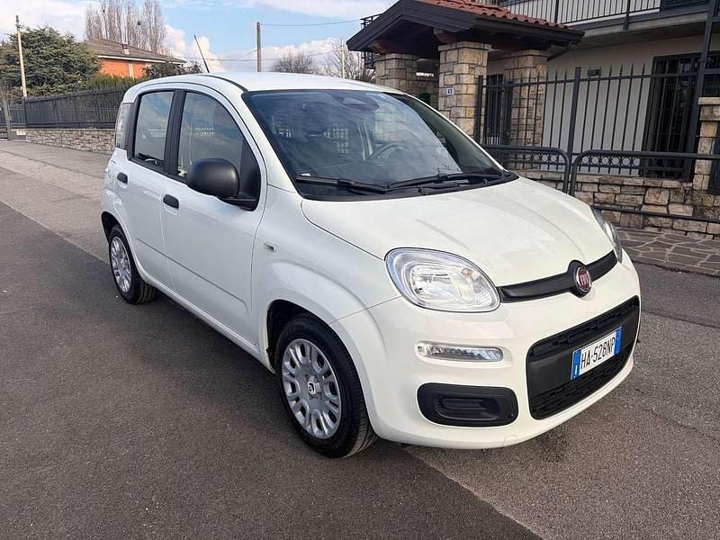 Bianco Usata 2025 Fiat Panda Pop Utilitaria | 10.900 € (Ottimo prezzo) - Immagine 1/4