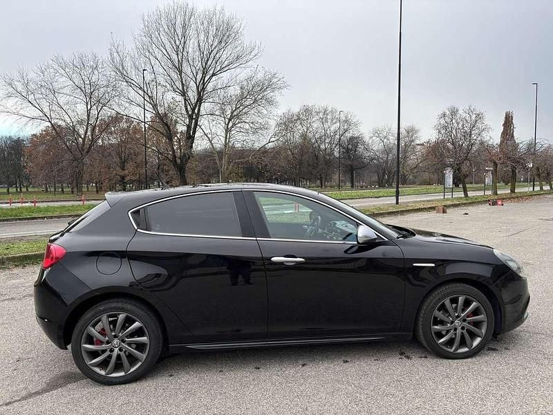 Usata Alfa Romeo Giulietta Distinctive 105 CV (77 kW) 2010 Berlina