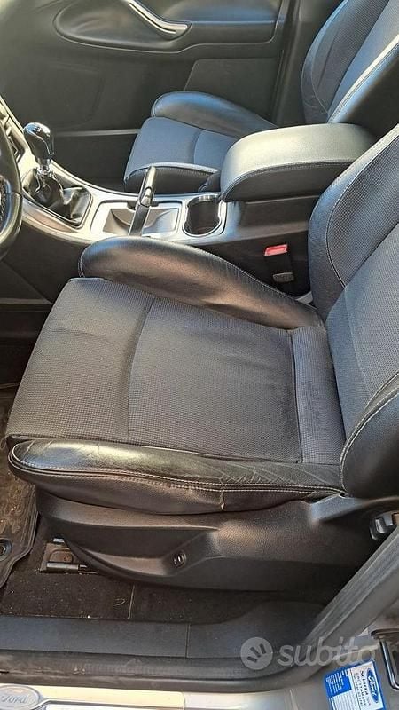 Usata Ford S-MAX S 140 CV (102 kW) 2010 Grigio Monovolume