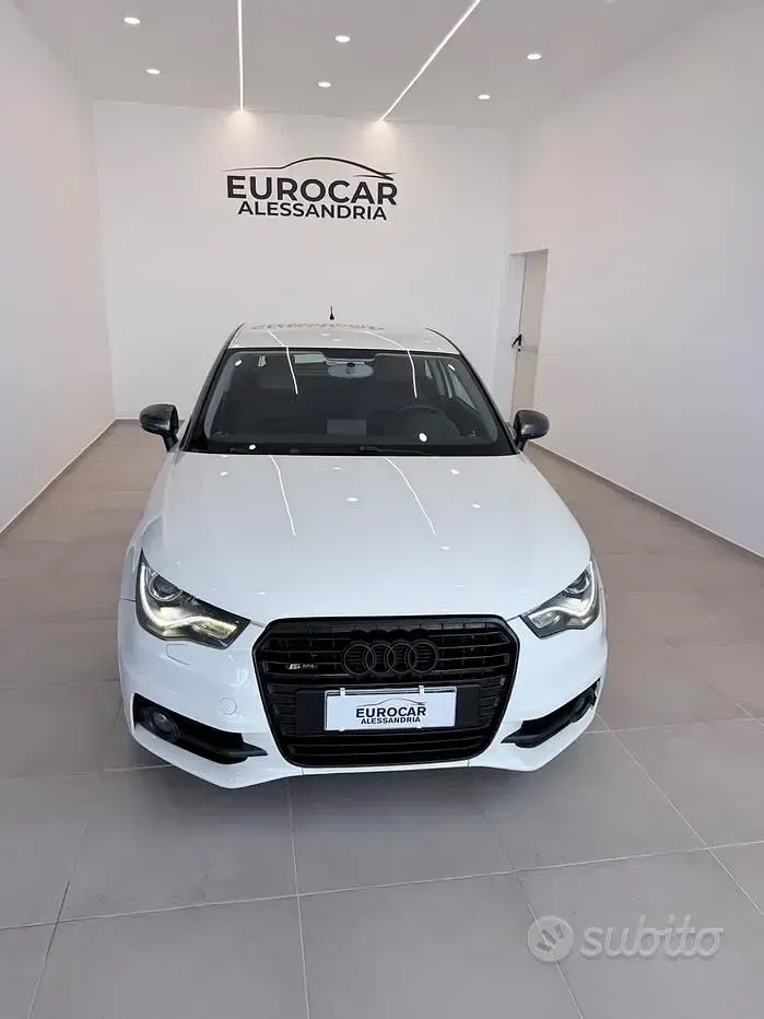 Usata Audi A1 Ambition 122 CV (89 kW) 2012 Bianco Utilitaria