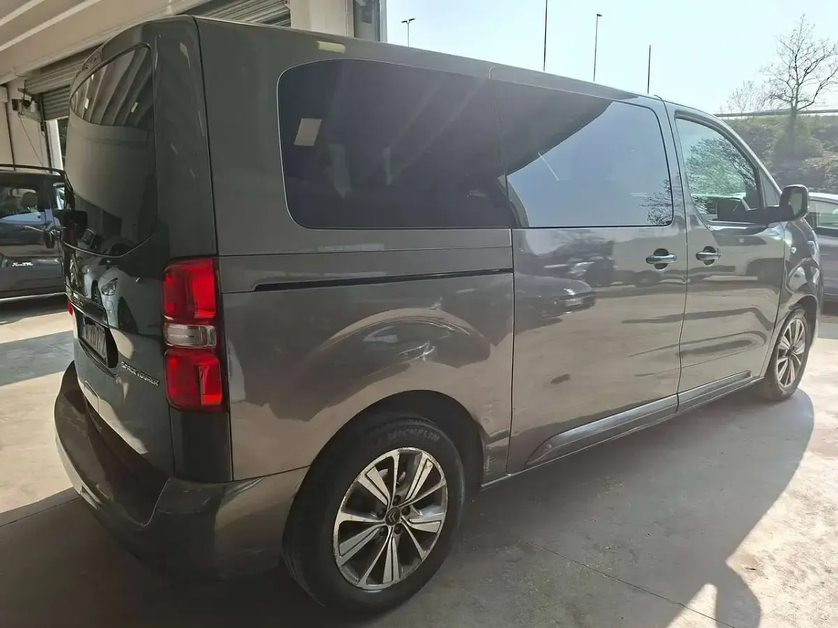 Usata Citroën Spacetourer 177 CV (130 kW) 2019 Grigio Monovolume
