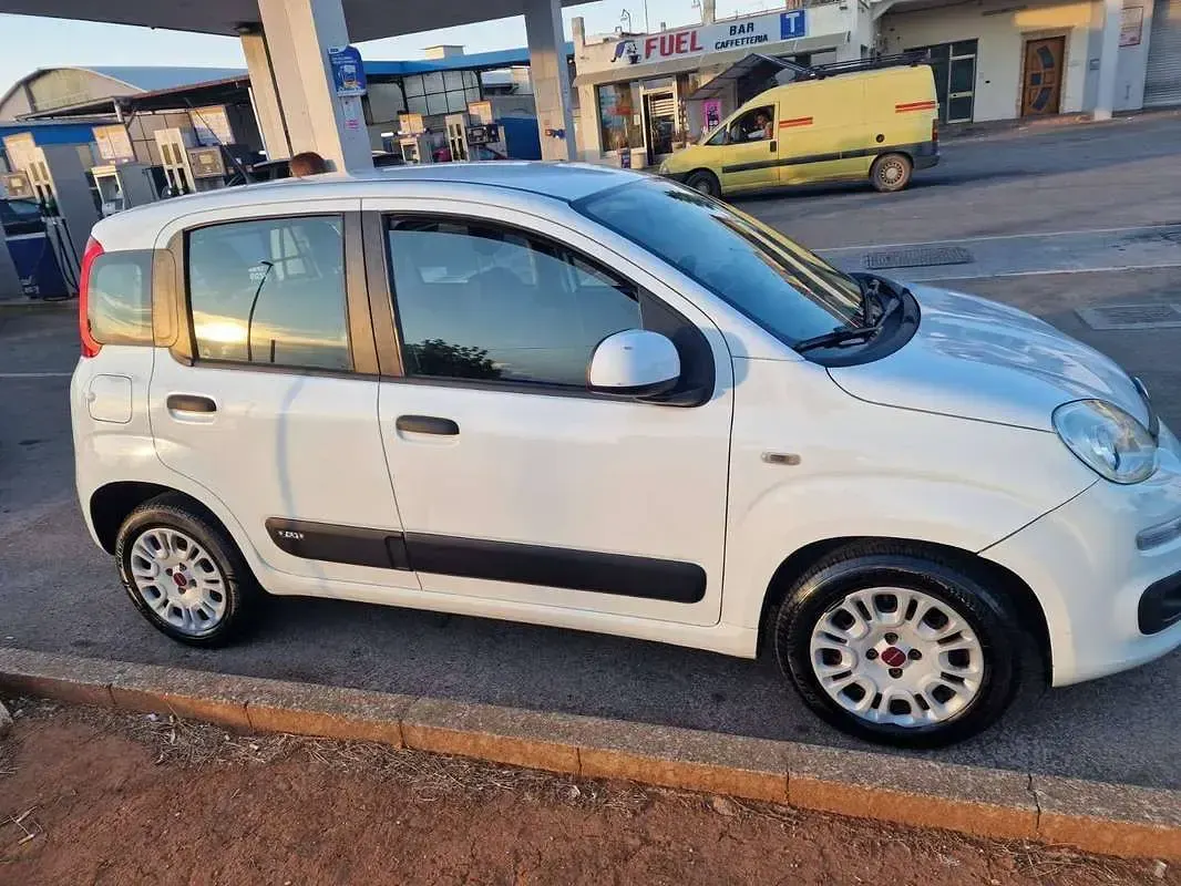 Usata Fiat Panda Easy 80 CV (58 kW) 2017 Bianco Utilitaria
