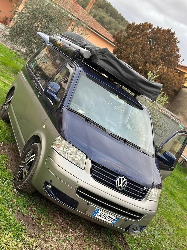 Begagnad VW Multivan Trendline 174 HK (127 kW) 2004 Blå Minibuss