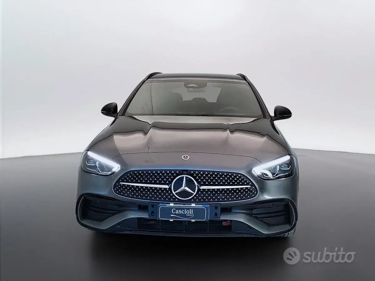 Usata Mercedes 220 Advanced 197 CV (144 kW) 2025 Grigio Station wagon