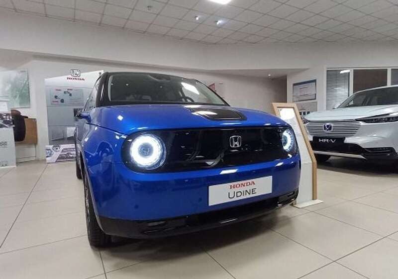 Usata Honda e Advance 60 kW (82 CV) 2023 Blu/azzurro Utilitaria