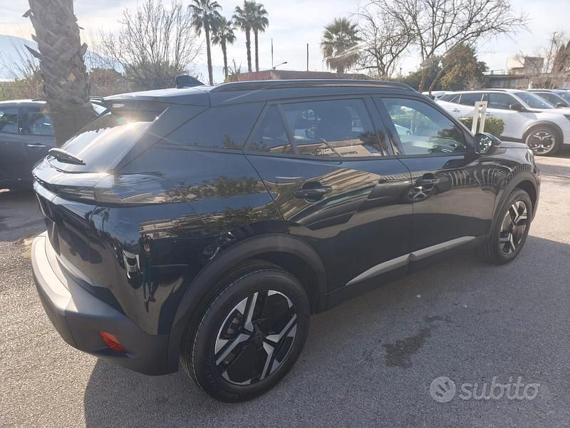 Nuova Peugeot 2008 Allure 101 CV (74 kW) 2025 Nero SUV