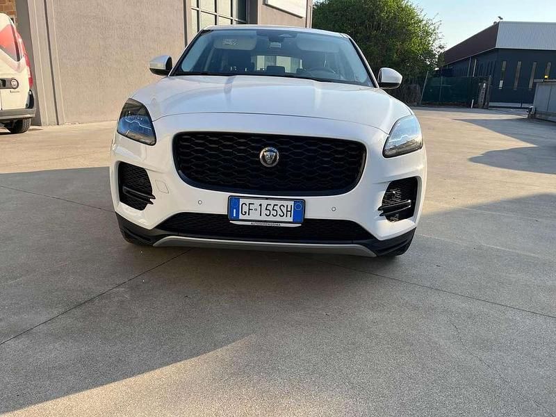 Usata Jaguar E-Pace R-Dynamic 163 CV (119 kW) 2021 Bianco SUV