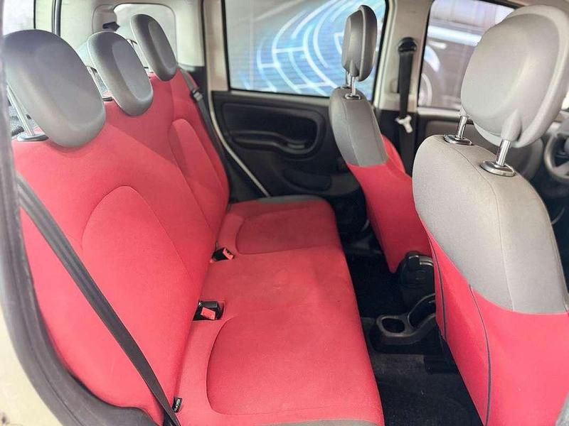 Usata Fiat Panda Dynamic 69 CV (50 kW) 2012 Bianco Utilitaria