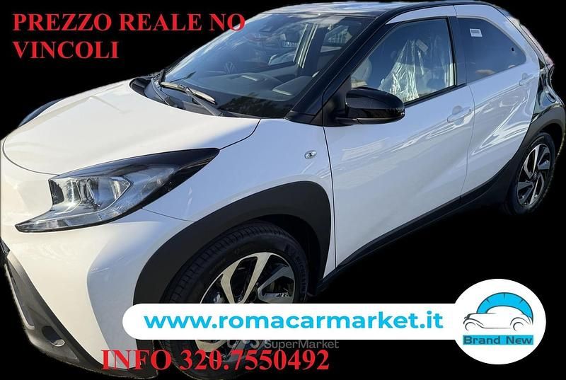 Nuova Toyota Aygo X Trend 72 CV (52 kW) 2026 Bianco SUV