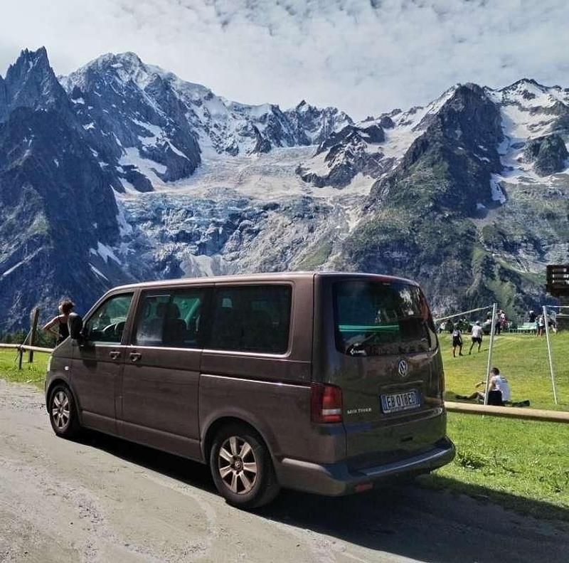 Usata 2010 VW T5 Highline Furgone | 19.500 € (Buon prezzo) - Immagine 1/4