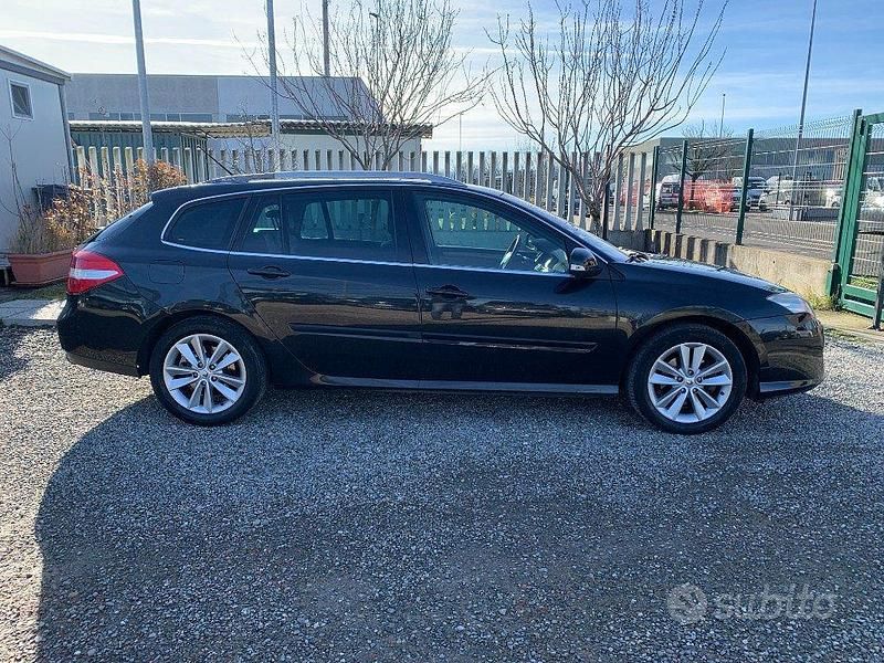 Usata Renault Laguna III Initiale 150 CV (110 kW) 2008 Nero Station wagon