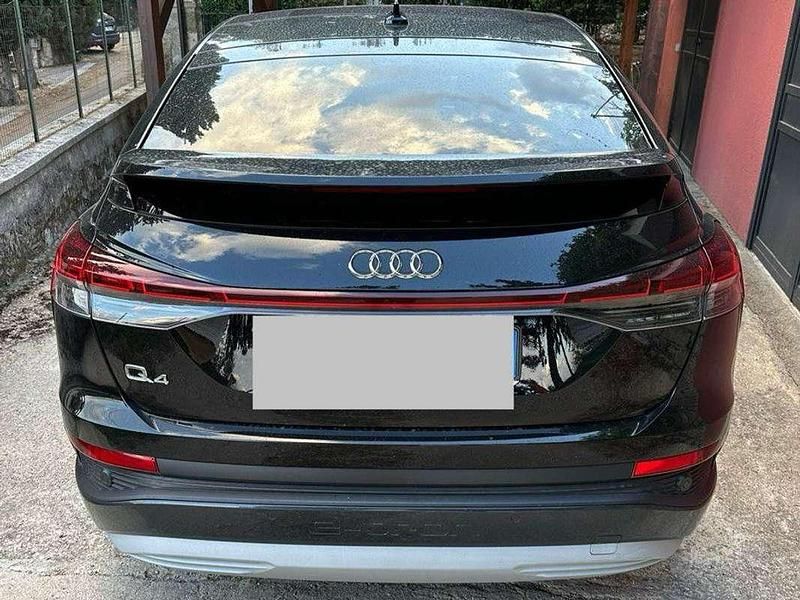 Usata Audi Q4 Sportback e-tron Advanced 150 kW (204 CV) 2023 Nero SUV