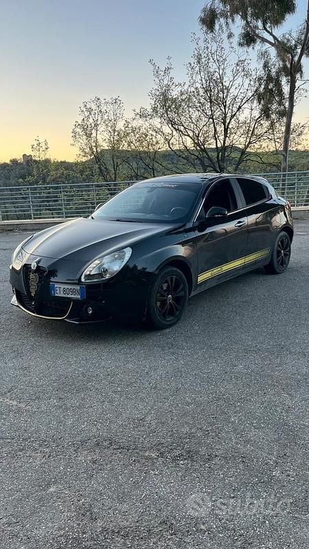 Usata Alfa Romeo Giulietta 105 CV (77 kW) 2013 Utilitaria