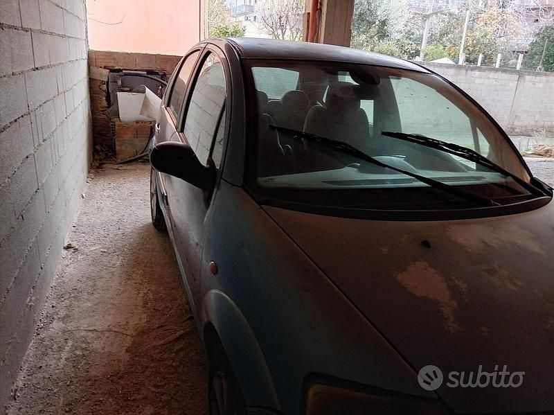 Begagnad Citroën C3 2003 Blå Halvkombi