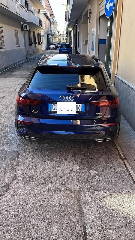 Usata Audi A3 S-Line 150 CV (110 kW) 2020 Blu Berlina