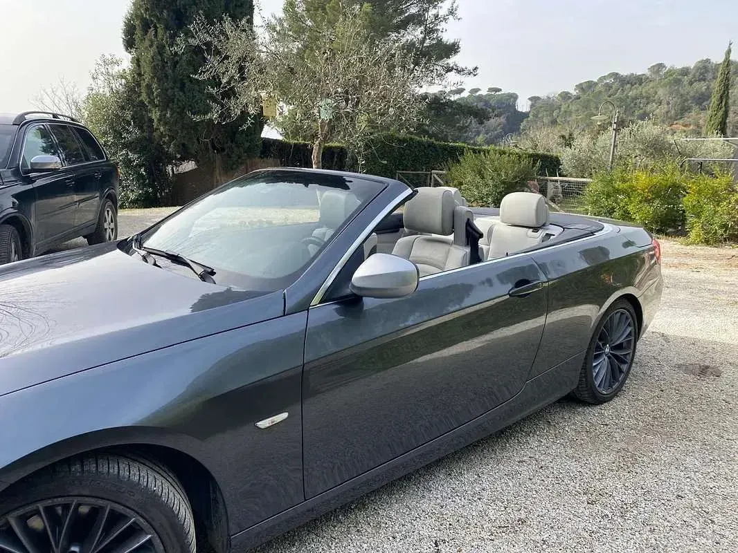 Usata BMW 320 Cabriolet 184 CV (135 kW) 2012 Grigio Cabrio
