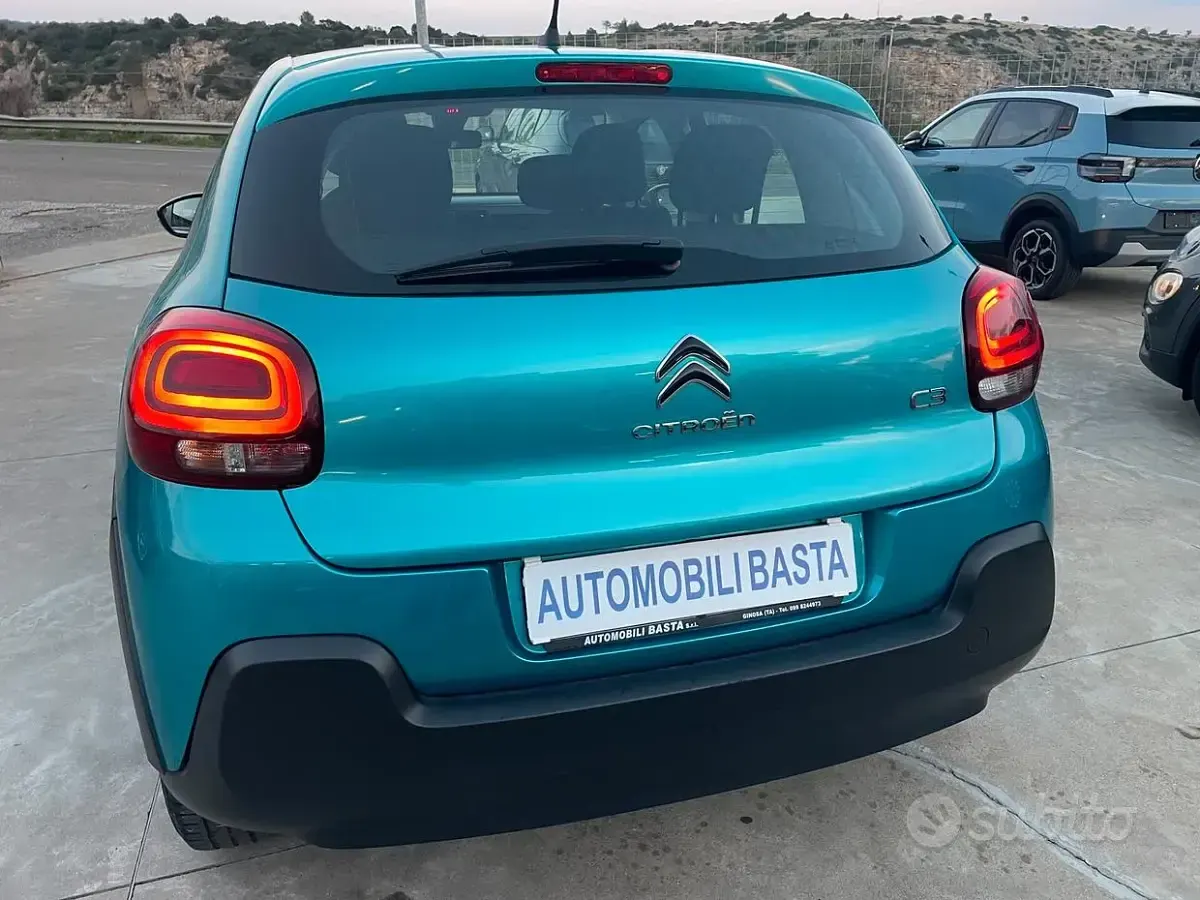 Usata Citroën C3 Feel 102 CV (75 kW) 2022 Blu Utilitaria