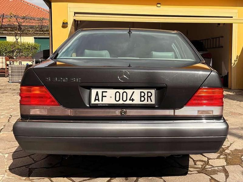 Usata Mercedes S320 SE 190 CV (139 kW) 1995 Grigio Berlina