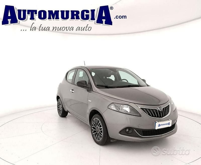 Usata Lancia Ypsilon S 69 CV (50 kW) 2024 Nero Utilitaria