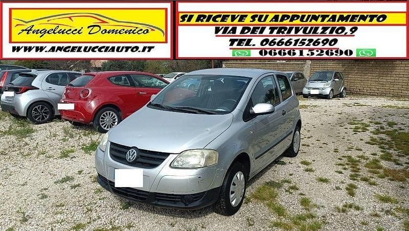 Usata VW Fox 75 CV (55 kW) 2006 Grigio Utilitaria