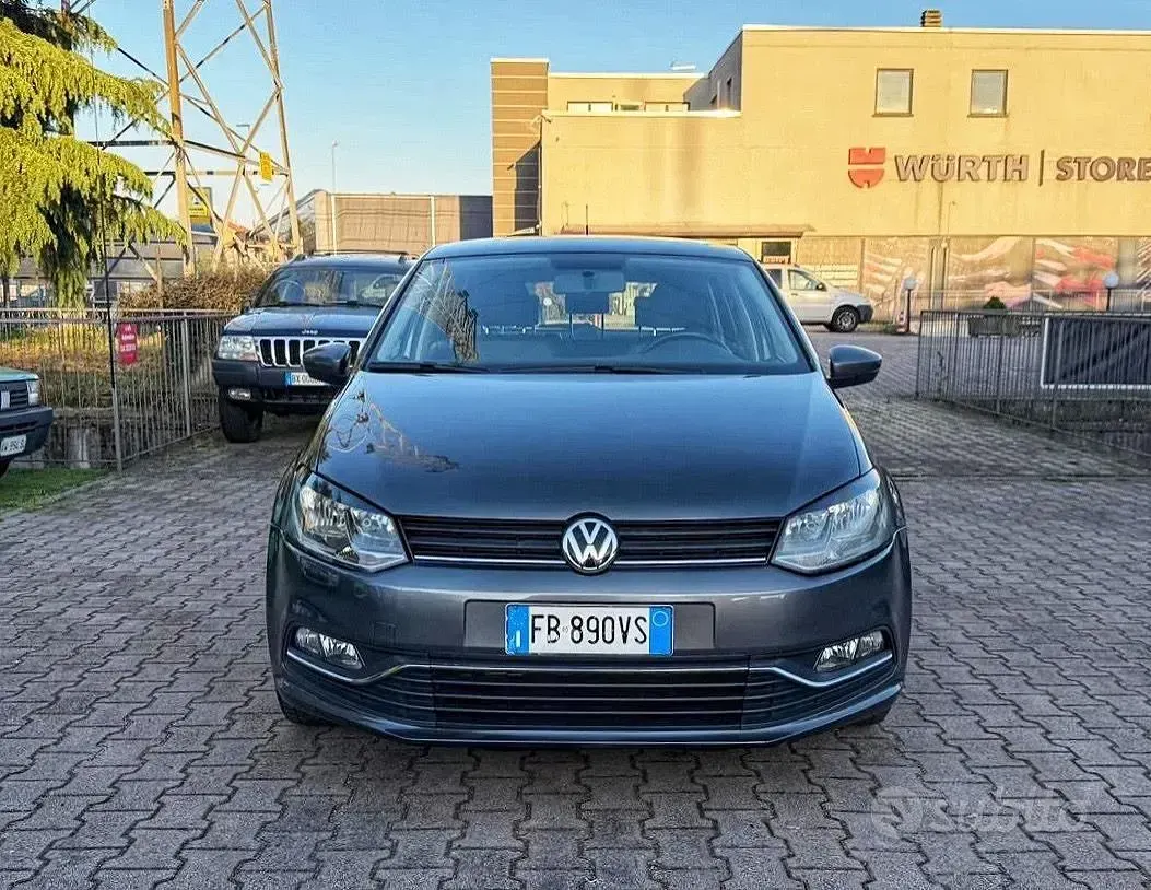 Usata VW Polo 90 CV (66 kW) 2016 Grigio Berlina