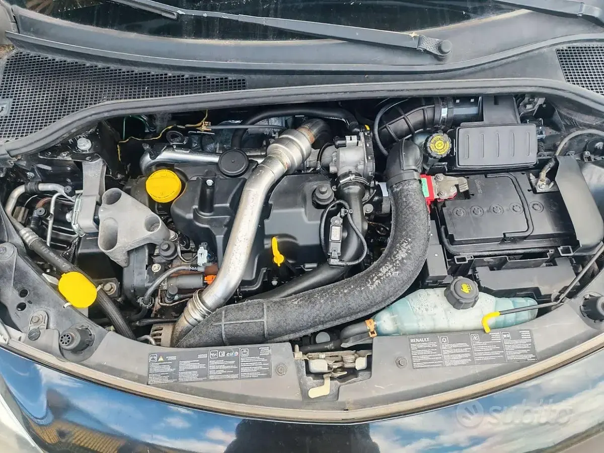 Usata Renault Clio III LE 105 CV (77 kW) 2009 Nero Utilitaria