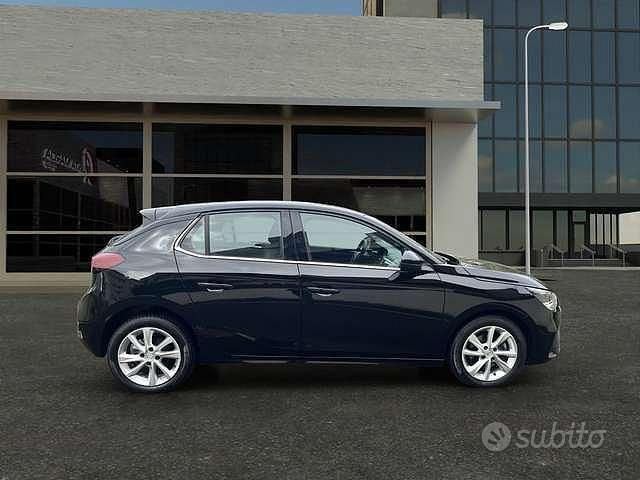 Usata Opel Corsa Elegance 101 CV (74 kW) 2021 Nero Berlina