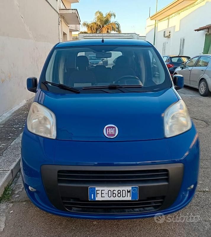 Usata Fiat Qubo Trekking 77 CV (56 kW) 2016 Blu Monovolume