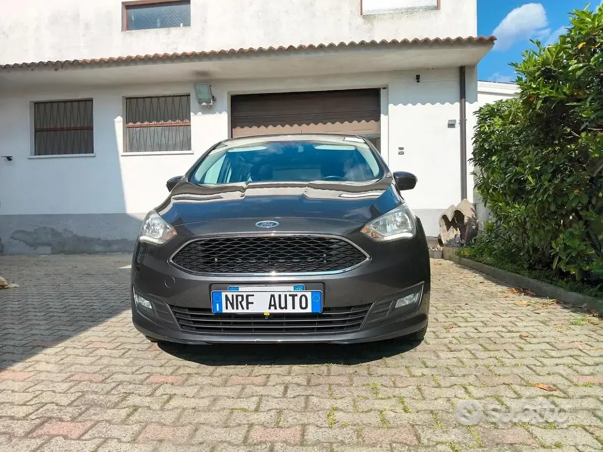 Usata Ford C-MAX 100 CV (73 kW) 2015 Grigio Monovolume