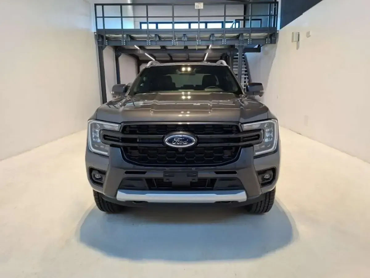 Nuova Ford Ranger Wildtrack 204 CV (150 kW) 2026 Grigio Pick-up