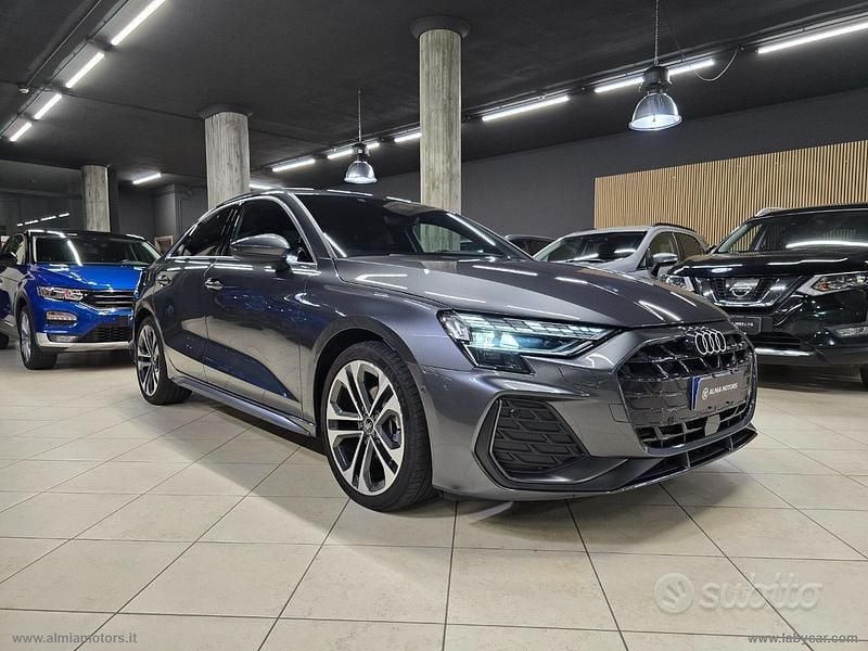 Usata Audi A3 Comfort 150 CV (110 kW) 2024 Grigio Berlina