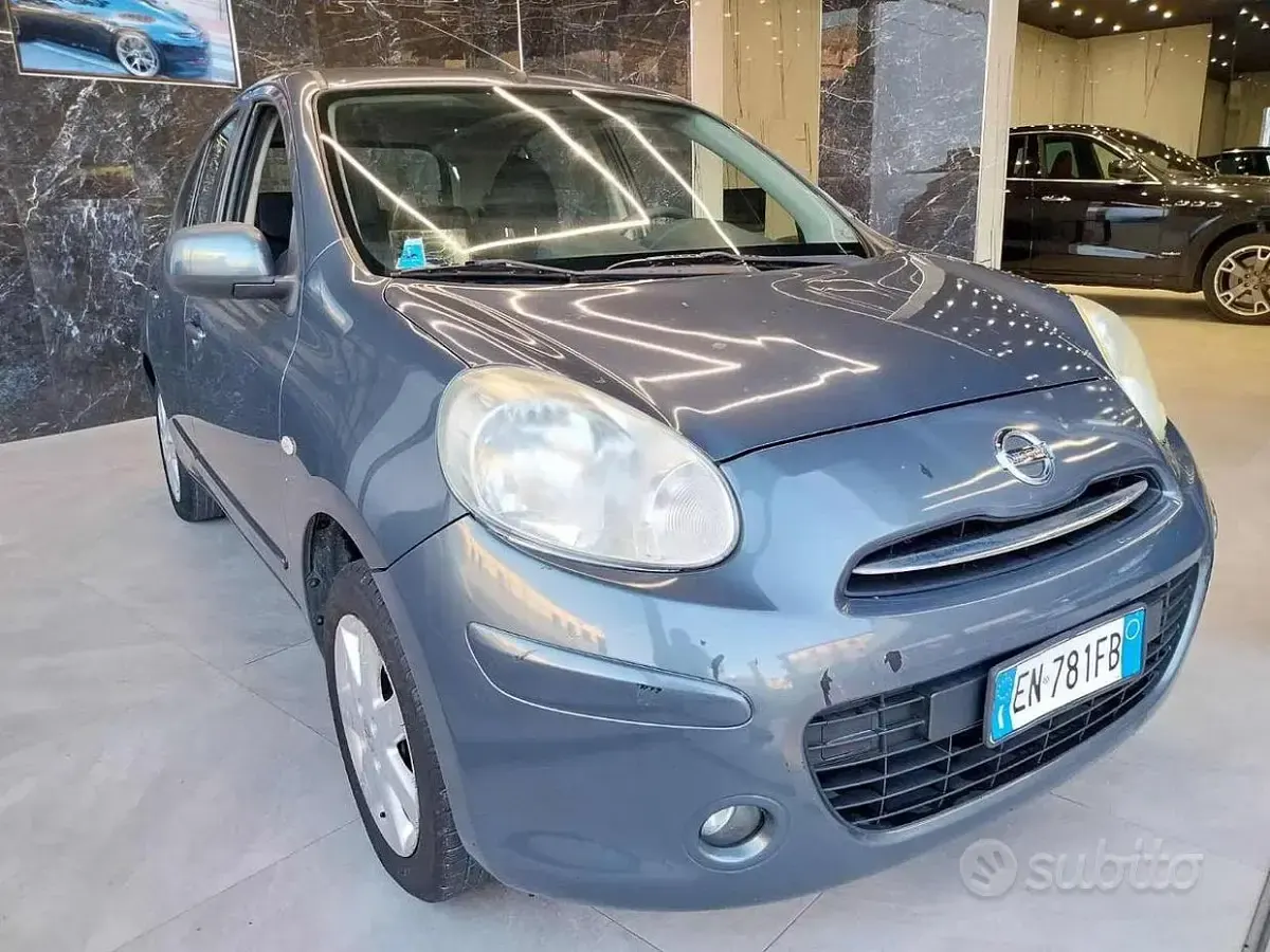 Usata Nissan Micra Comfort 80 CV (58 kW) 2012 Grigio(met.) Utilitaria
