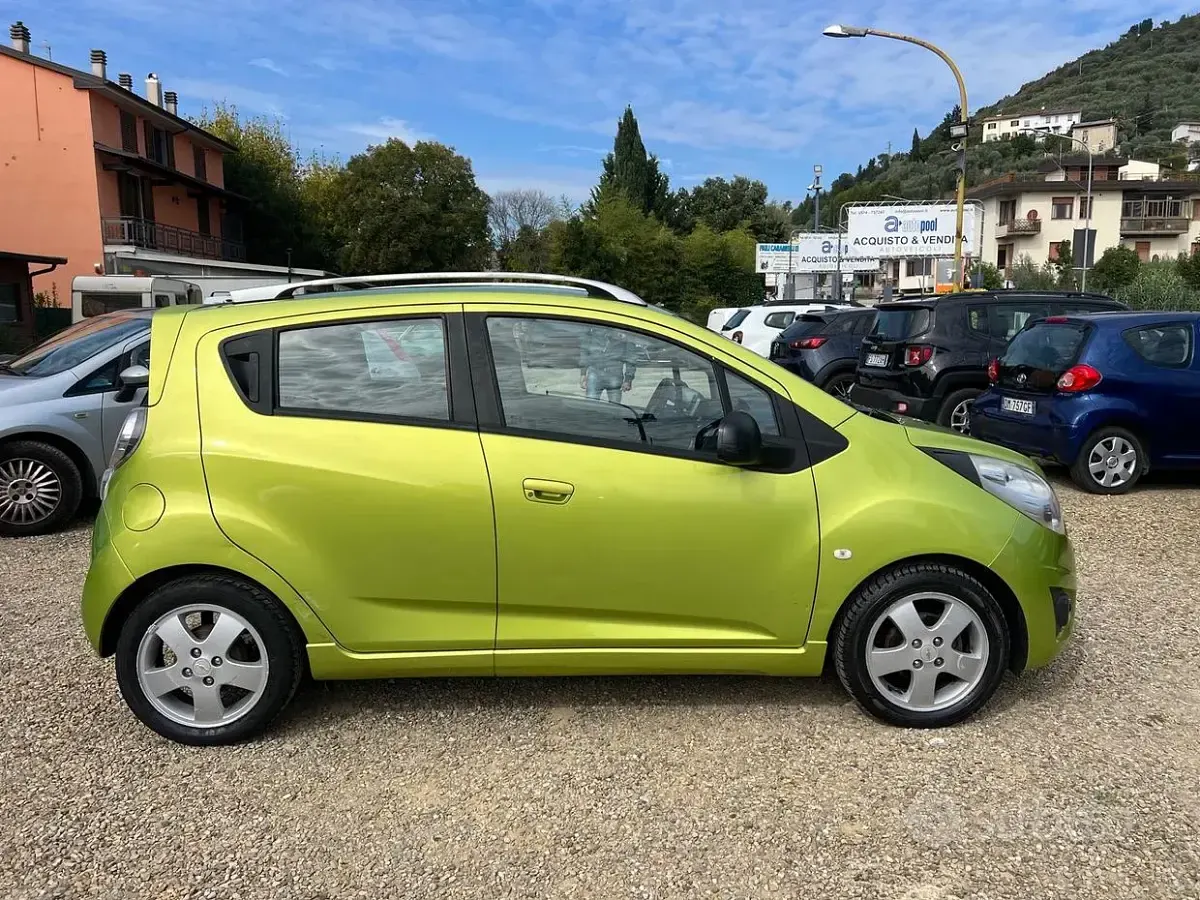 Usata Chevrolet Spark LS 79 CV (58 kW) 2011 Verde Utilitaria