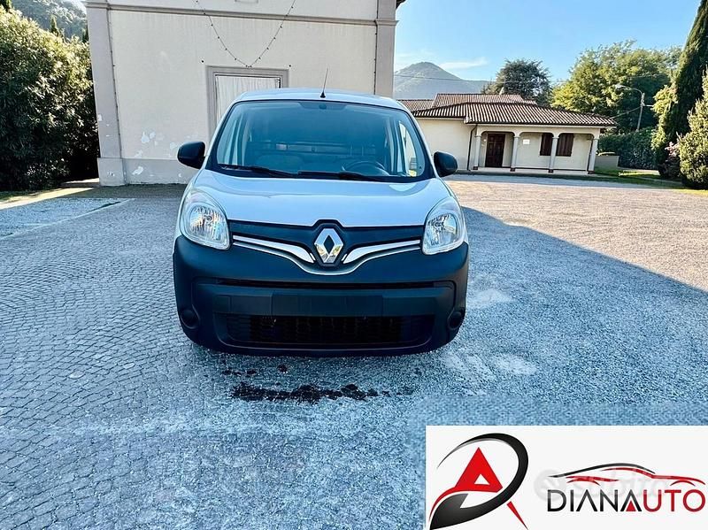Usata Renault Kangoo 110 CV (80 kW) 2019 Bianco Monovolume