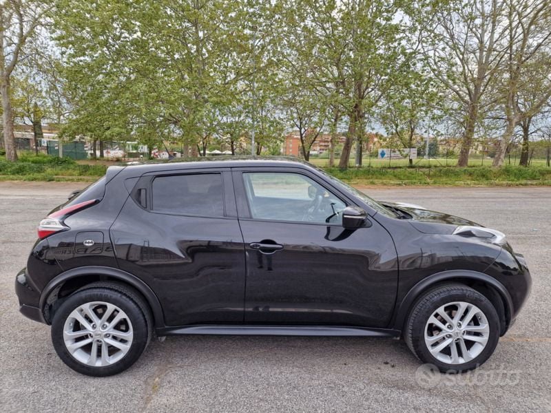 Usata Nissan Juke 110 CV (80 kW) 2015 Nero SUV