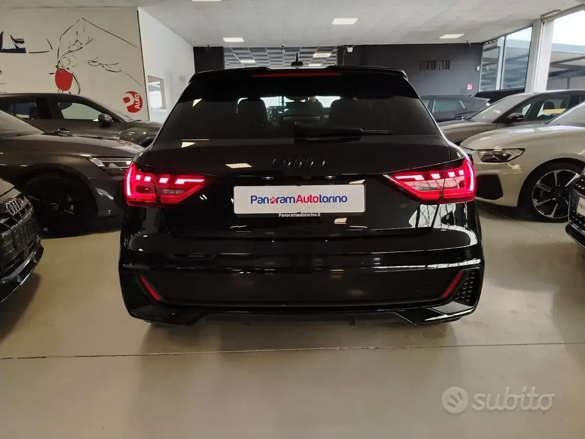 Usata Audi A1 S-line plus 116 CV (85 kW) 2025 Nero SUV