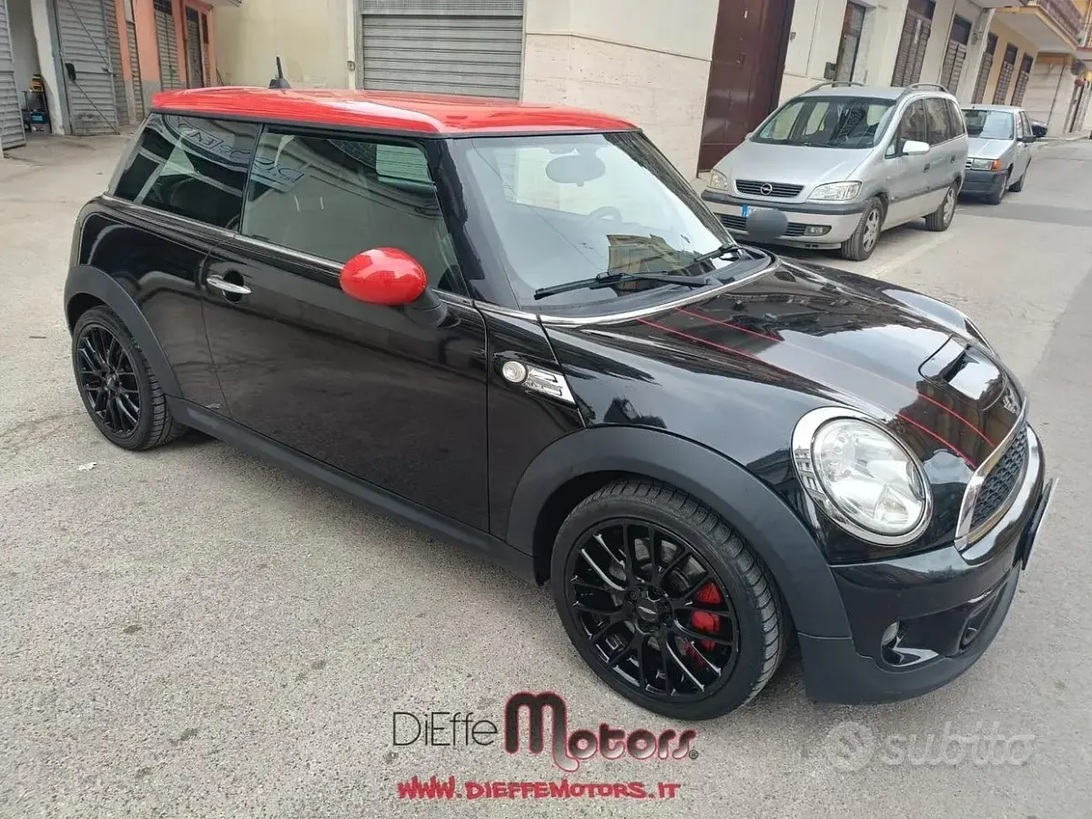 Usata Mini John Cooper Works 211 CV (155 kW) 2010 Nero Utilitaria