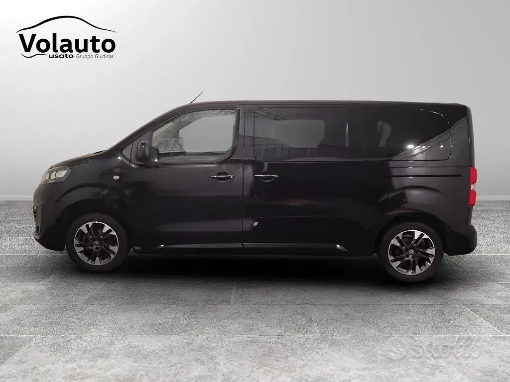 Usata Opel Zafira Life Edition 120 CV (88 kW) 2021 Nero Monovolume