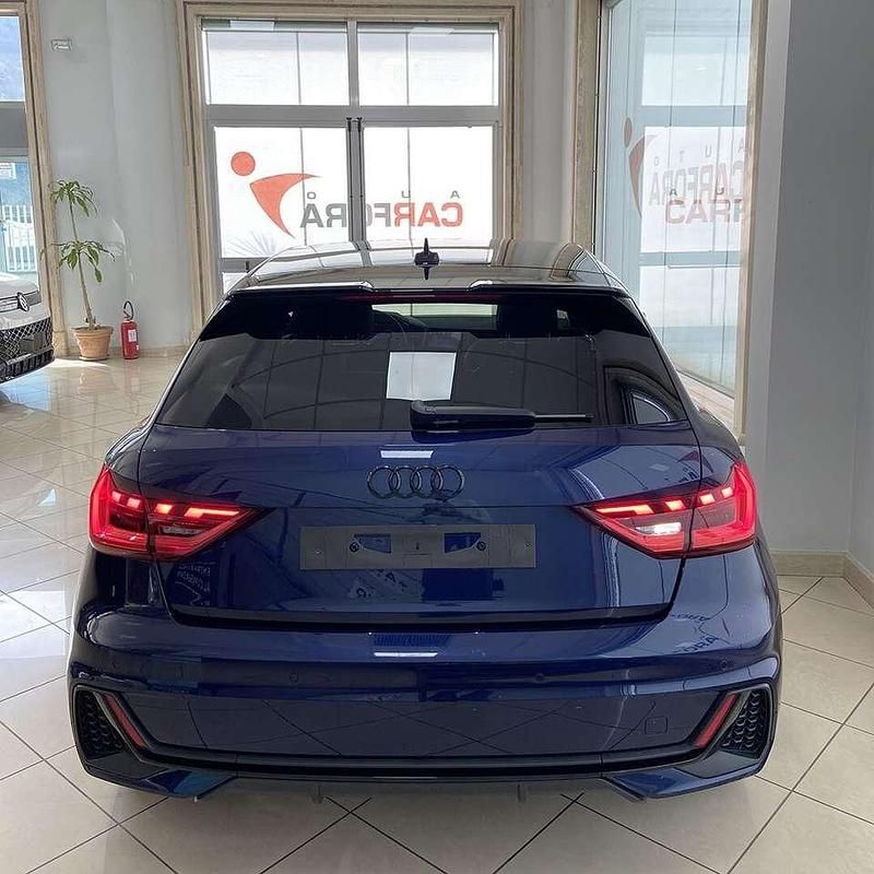 Usata Audi A1 116 CV (85 kW) 2025 Blu SUV
