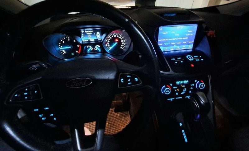 Usata Ford Kuga S 120 CV (88 kW) 2019 Bianco SUV