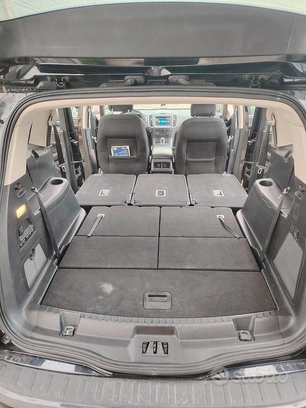 Usata Ford S-MAX S 203 CV (149 kW) 2017 Monovolume