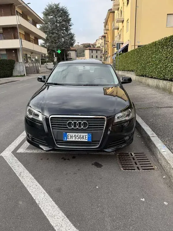Usata Audi A3 Attraction 105 CV (77 kW) 2011 Utilitaria